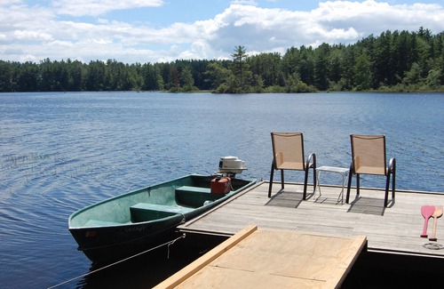 Oxford Cabin | 3br Waterfront Cottage on Thompson Lake, Pine Point Road, Oxford, ME