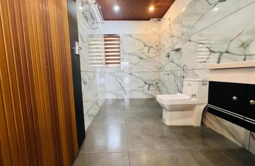 Vayittiri House | 3Empire Room with Common Pool