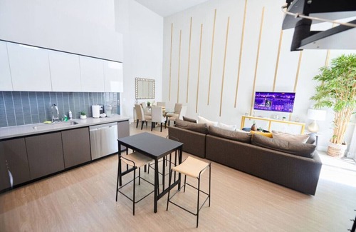Koreatown Apartment | $3M Penthouse in K-Town with Private Roof Deck