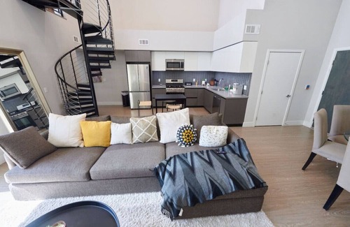 Koreatown Apartment | $3M Penthouse in K-Town with Private Roof Deck