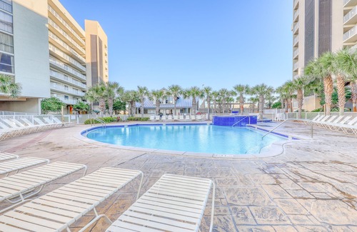 Miramar Beach Condo | 3rd Floor Bright, coastal condo, Steps to the beach, Beach service included