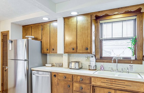 Massillon House | 4 Bed/ 2 Bath Home 16 min from HOF!