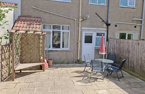 Horfield House | 4-Bed Fast WiFi, Self Check-In, Parking nr UWE