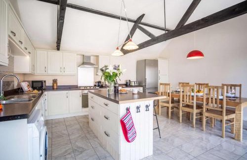 Chathill House | 4 Bed in Beadnell 83469