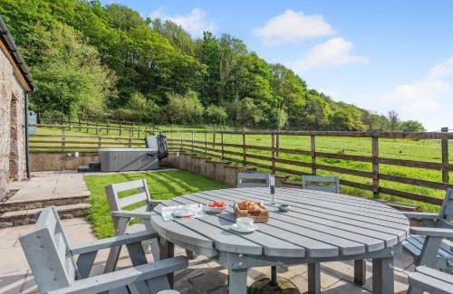 Kidwelly House | 4 Bed in Kidwelly CWRTY
