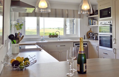Port Isaac Cottage | 4 bedroom accommodation in Port Gaverne