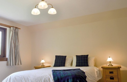 Gairlochy Cottage | 4 bedroom accommodation in Gairlochy Bay, near Spean Bridge