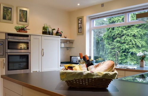 Clitheroe Cottage | 4 bedroom accommodation in Cow Ark, near Clitheroe