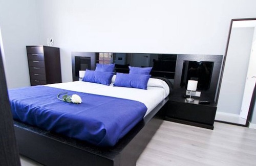 Cambrils Ski Chalet | 4 bedroom accommodation in Cambrils