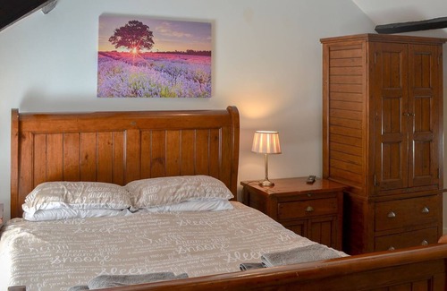 Llanfachraeth Cottage | 4 bedroom accommodation in near Holyhead, Isle of Anglesey