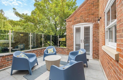 Spilsby Cottage | 4 bedroom accommodation in Welton Le Marsh, near Skegness