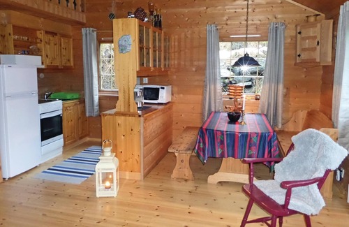 Kvam House | 4 bedroom accommodation in Steinstø