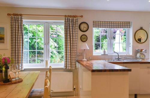 Bodmin Cottage | 4 bedroom accommodation in Hellandbridge, near Bodmin