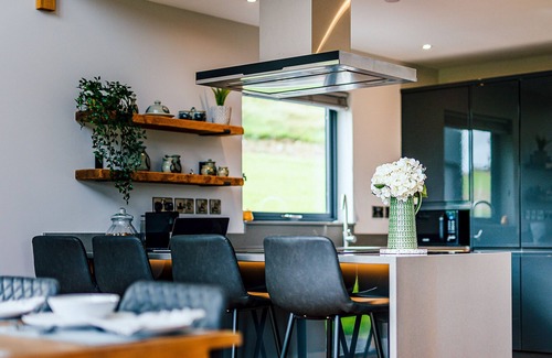 Carno Cottage | 4 bedroom accommodation in Carno