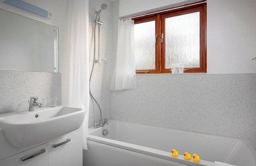 Hoveton Cottage | 4 bedroom accommodation in Wroxham