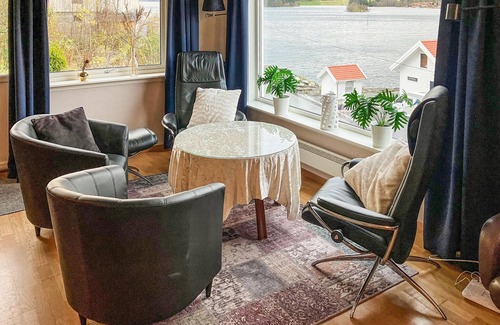 Vindafjord House | 4 bedroom awesome home in Nedre Vats