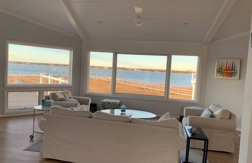 Westhampton Beach House | 4 Bedroom Bayfront Home on Dune Rd