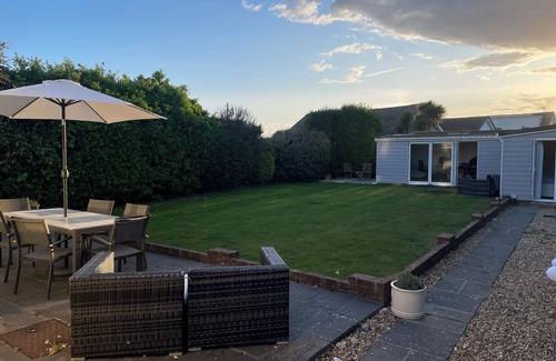 Wittering House | 4 bedroom Beach House with spacious garden