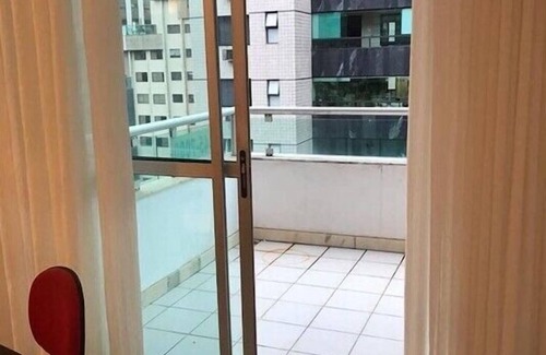 Belvedere House | 4-bedroom family apartment near BH shopping and Biocor hospital