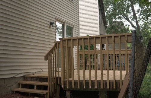 Columbus House | 4 Bedroom home w/fireplace