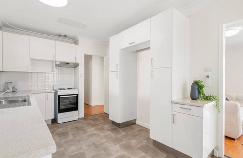 Camillo House | 4-bedroom house in delightful Camillo with AC