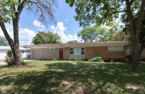 Waco House | 4 bedroom house near, 15 min from Magnolia