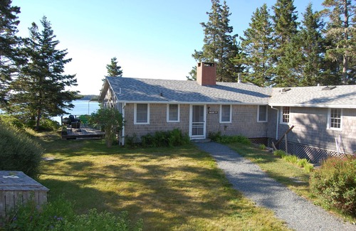 Stonington House | 4 Bedroom Oceanville Home w/Breathtaking Views- Steps from Ocean
