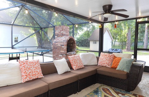 West Melbourne House | 4 Bedroom Pool Home on large acre lot.