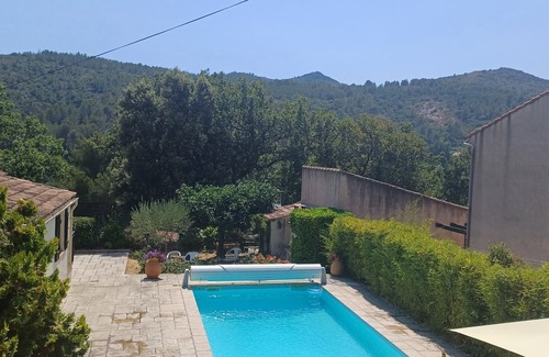 Peypin Villa | 4-bedroom Provencal villa with pool ideal for one or two families