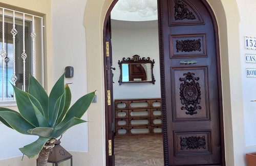Figueira Villa | 4 bedroom Villa with spectacular views, pool, jacuzzi, sauna, golf, tennis.