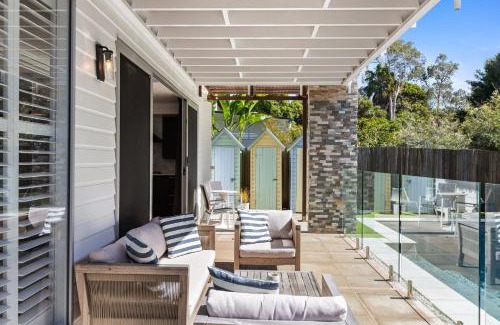 Mount Coolum House | 4 Boardrider Crescent