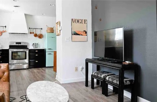 Lower East Side House | 4 BR Blair House 1890 Duplex- Steps from Brady Street!