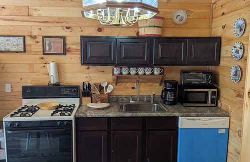 South Rutland House | #4 - Cozy private unit near Salmon River, and Tug Hill ATV/snowmobile trails.