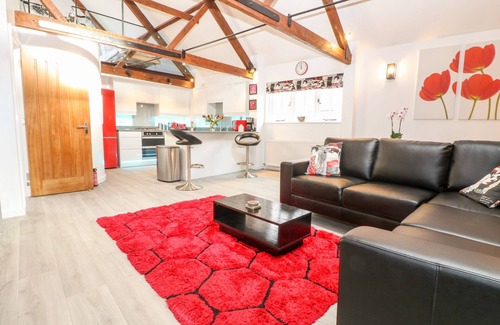 Salisbury Cottage | 4 Holt Court