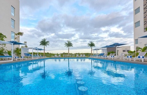 Benito Juarez Hotel | 4 Kitchenette Suite + Pool, Gym & Continental Breakfast, Close to CUN Airport