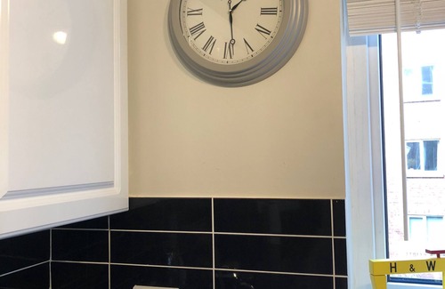 Belfast Central District Apartment | 4* Lagan View π Beautiful views & perfect location for sightseeing in the city.