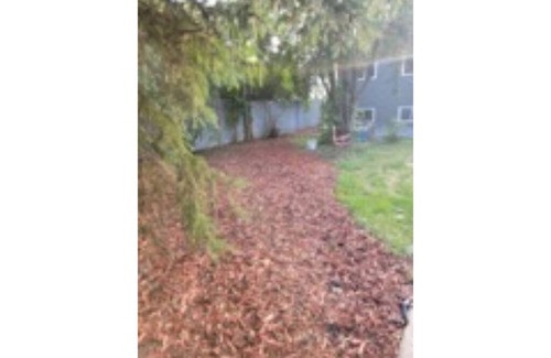Southeast Edmonton House | 4 Level split 15min from the Airport, 5Min from the train station .