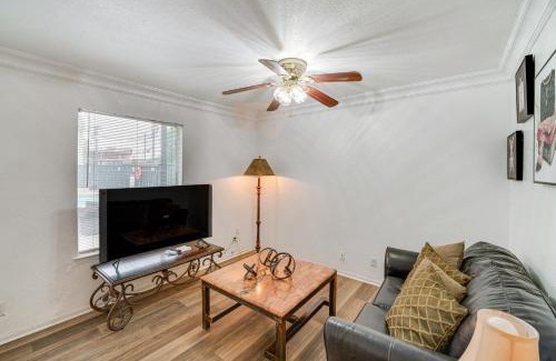 Knox - Henderson Apartment | 4 Mi to Dtwn Dallas Condo with Pool Access!