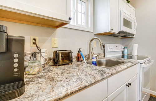 Laketon House | 4 Mi to Honeywell Center - Cozy Wabash Home