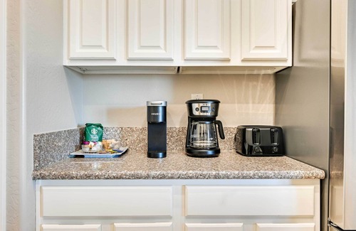 Greenehaven House | 4 Mi to Lake Powell: Retreat w/Game Room!