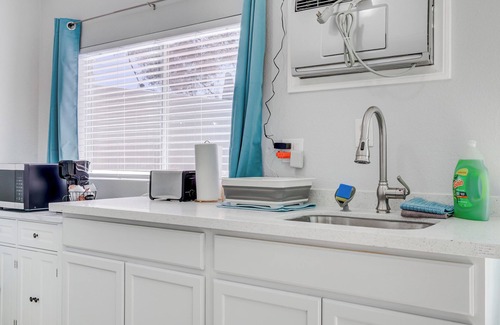 Chinatown House | 4 miles away to Strip Cozy Private guest house Private Big Yard with Wi-Fi, AC