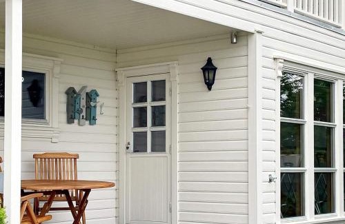 Bjørheimsbygda House | 4 person holiday home in Tau