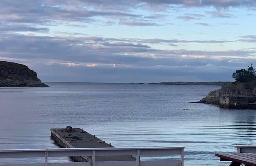 Nautnes Apartment | 4 person holiday home in Tjeldstø