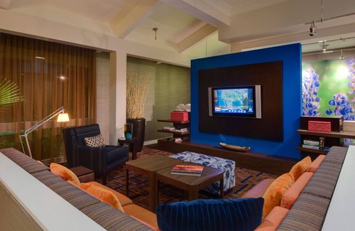 Brookhollow Hotel | 4 Relaxing Units w/Swimming Pool Access Near The Galleria – 10 Mins Drive