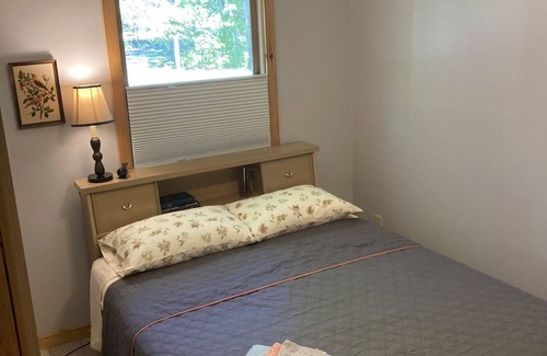 Manistique Resort | 4 seasons of adventures on Indian Lake/Sunset View Resort/Unit#4