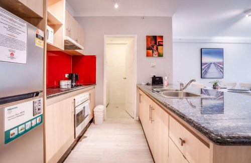 East Perth Apartment | 4 So Much More Family Apt 2br Parking