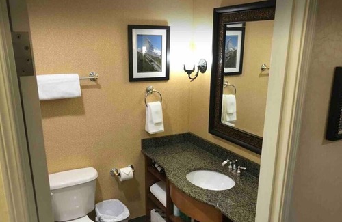 Midway Hotel | 4-Star Zermatt Resort Double Queen Suite Only 15 Mins to Park City and Sundance!