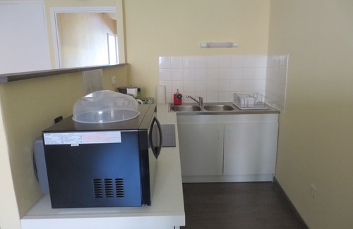 Clairvaux-les-Lacs House | 4 to 6 berth accommodation 10 mi walk from the lake
