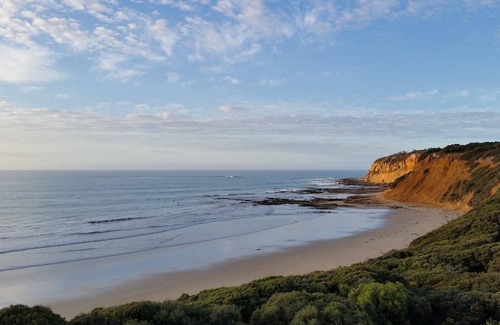 Aireys Inlet House | 40 Airey's Street - Walk To The Beach & Coffee Shops