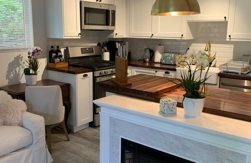 Mira Monte House | $4000 off 30 Day! Hot Tub/New Remodel